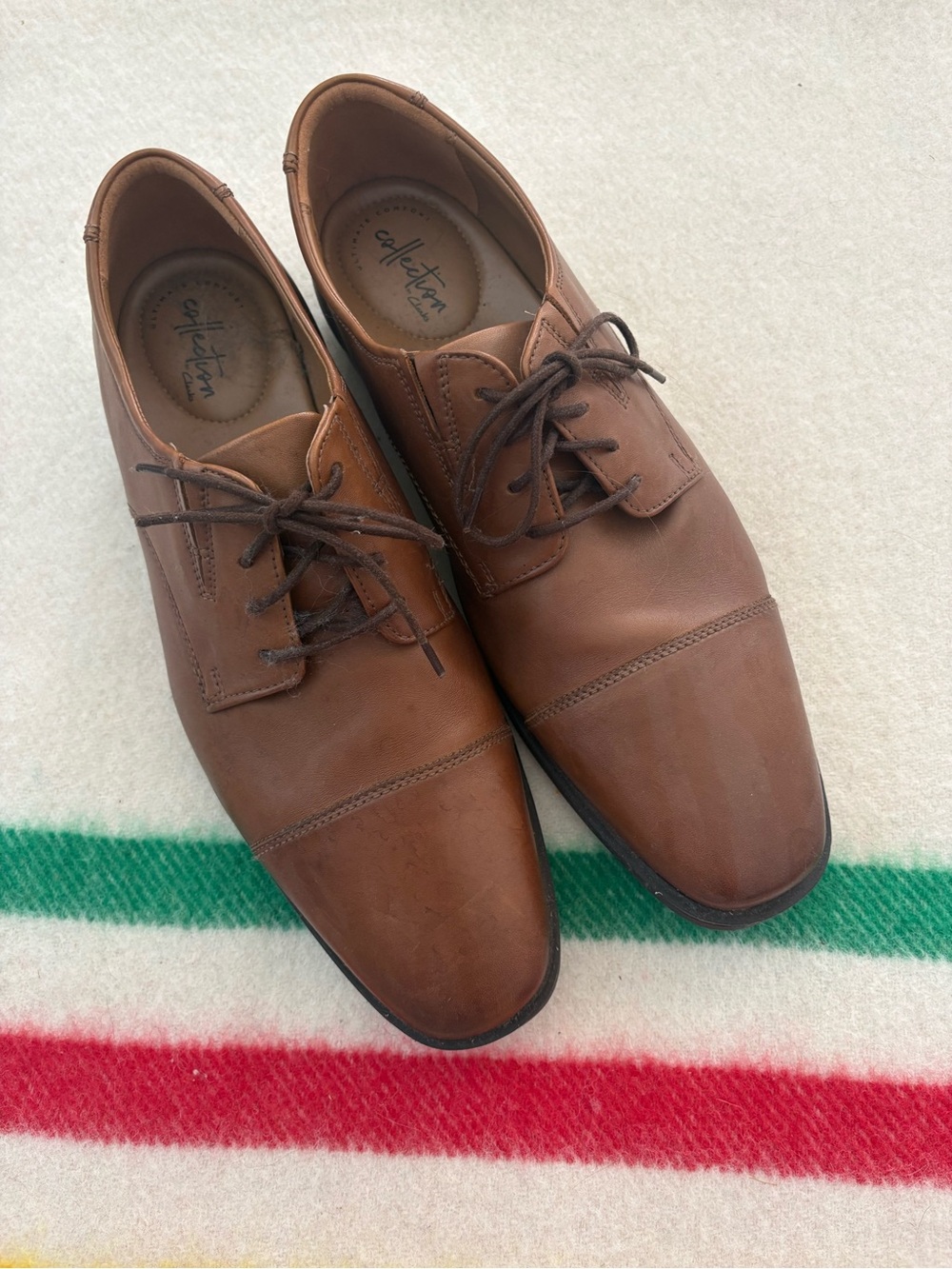 Clarks Men's Brown Leather Cap-Toe Oxfords